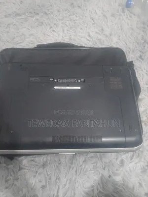 Laptop Dell Latitude E5520 4GB Intel Core i5 SSD 500GB
