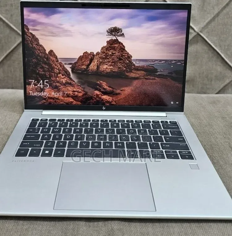 New Laptop HP EliteBook 840 10 16GB Intel Core i7 SSD 512GB
