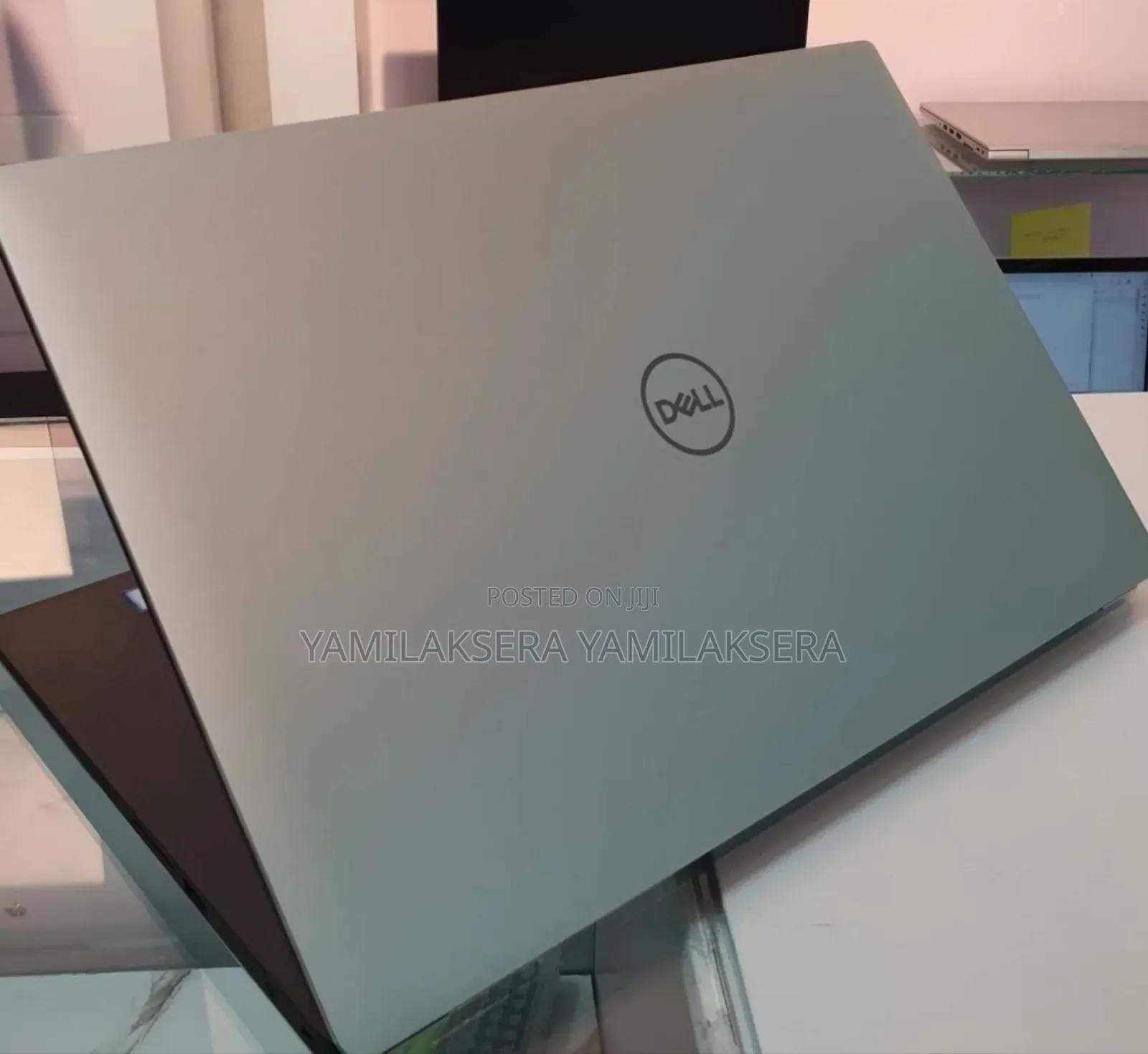 New Laptop Dell XPS 15 16GB Intel Core i9 SSD 512GB