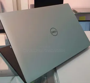 New Laptop Dell XPS 15 16GB Intel Core i9 SSD 512GB