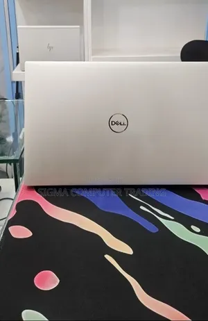 New Laptop Dell XPS 15 16GB Intel Core i7 SSD 512GB