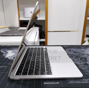 New Laptop Apple MacBook 8GB Apple M2 SSD 256GB