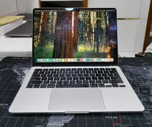 New Laptop Apple MacBook 8GB Apple M2 SSD 256GB