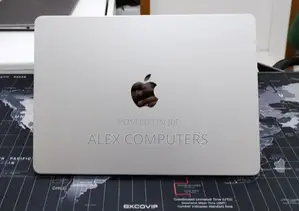 New Laptop Apple MacBook 8GB Apple M2 SSD 256GB