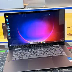 New Laptop HP Spectra 13 16GB Intel Core i5 SSD 512GB