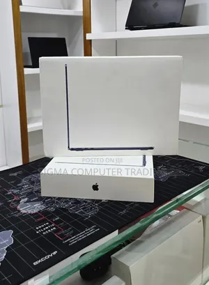 New Laptop Apple MacBook Air 2026 M5 16GB Apple M5 SSD 512GB