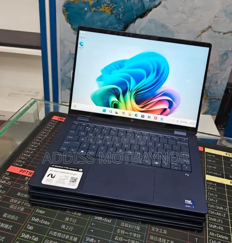 New Laptop HP OmniBook 5 Flip 16GB Intel Core i5 SSD 512GB