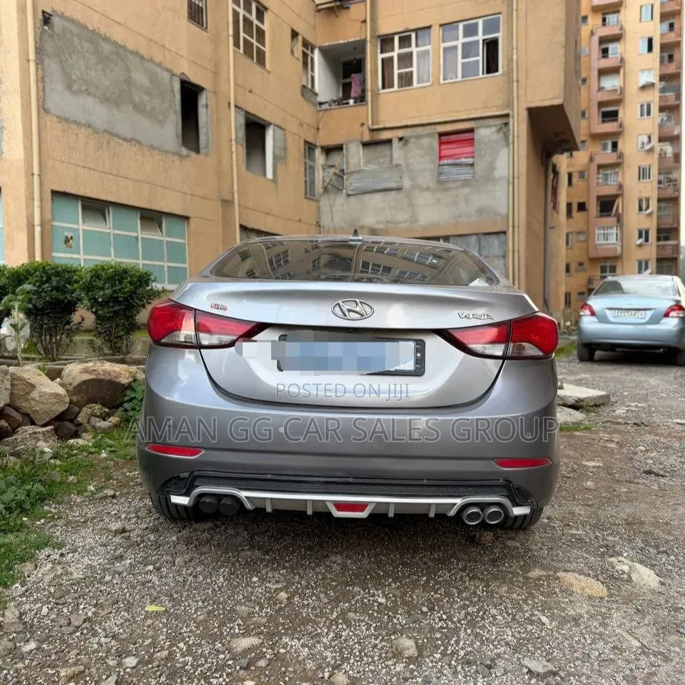 Hyundai Avante 2014 Beige