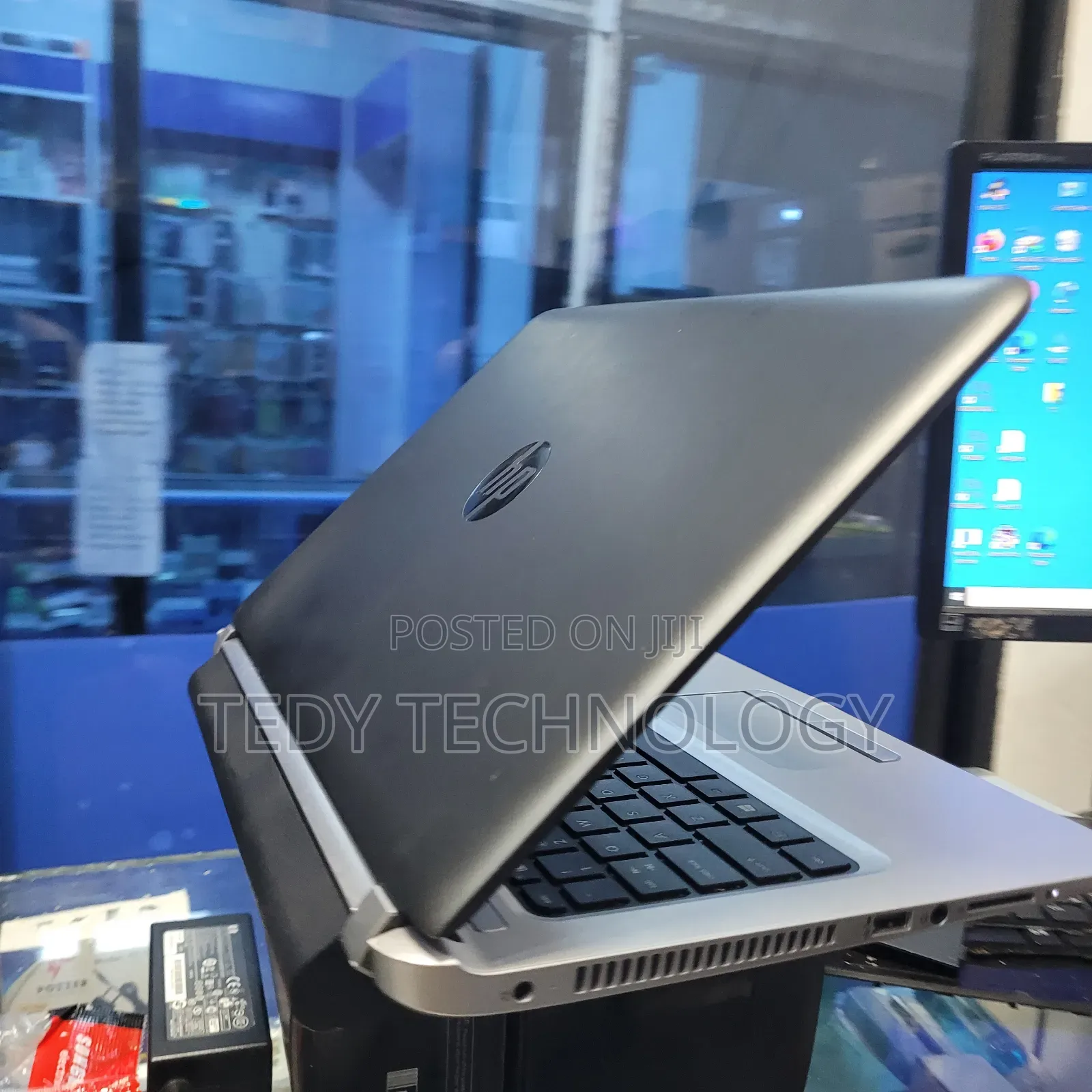 New Laptop HP ProBook 440 8GB Intel Core i3 SSD 256GB