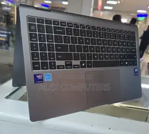 New Laptop Samsung NP-X360 16GB Intel Core Ultra 7 SSD 512GB