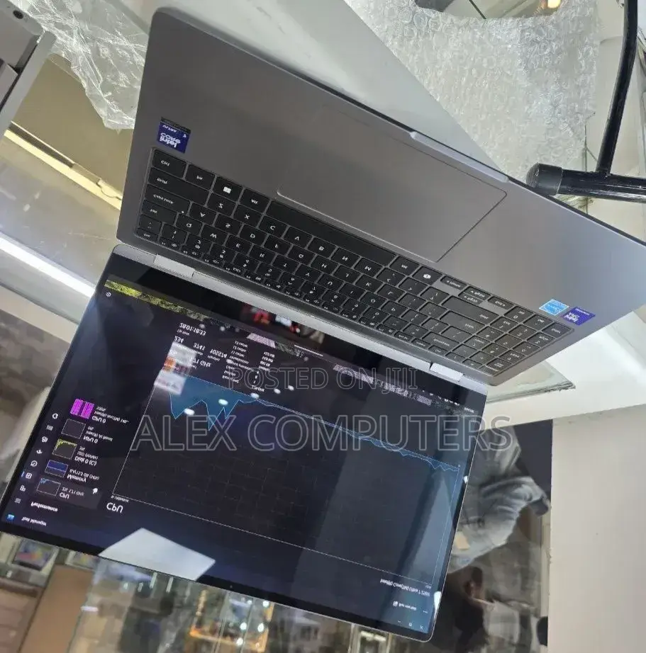 New Laptop Samsung NP-X360 16GB Intel Core Ultra 7 SSD 512GB
