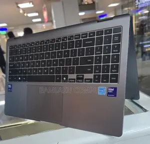 New Laptop Samsung Galaxy Book4 16GB Intel Core Ultra 7 SSD 512GB