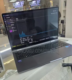 New Laptop Samsung Galaxy Book4 16GB Intel Core Ultra 7 SSD 512GB