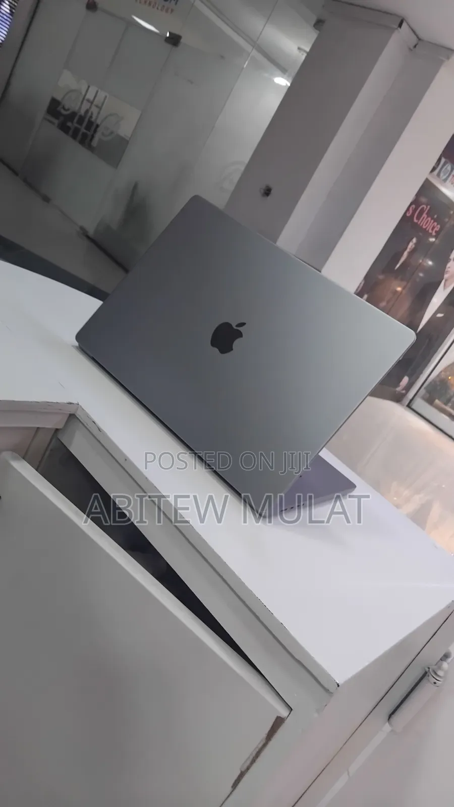 New Laptop Apple MacBook Pro 2021 M1 32GB Apple M1 Pro SSD 1T