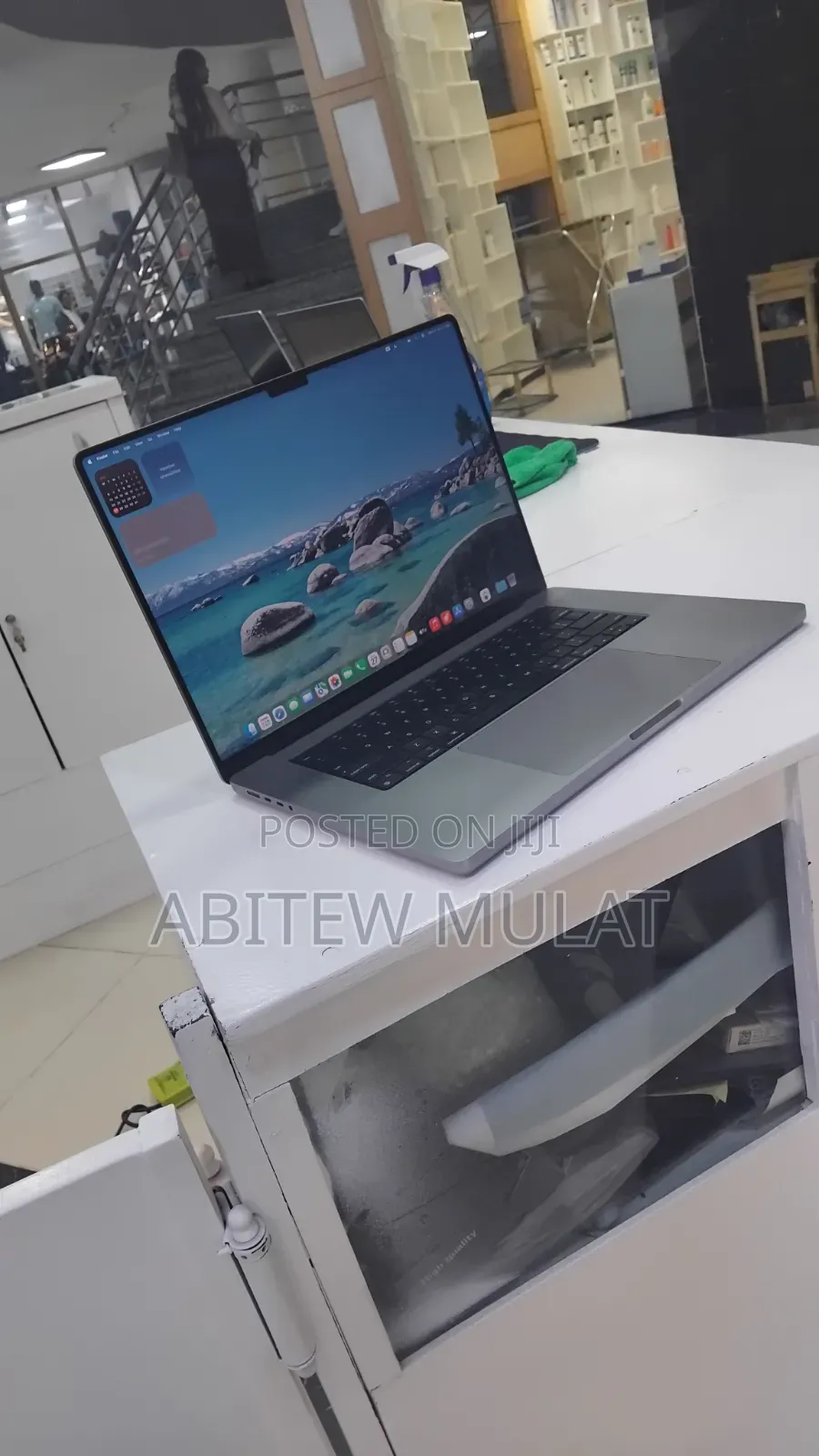 New Laptop Apple MacBook Pro 2021 M1 32GB Apple M1 Pro SSD 1T