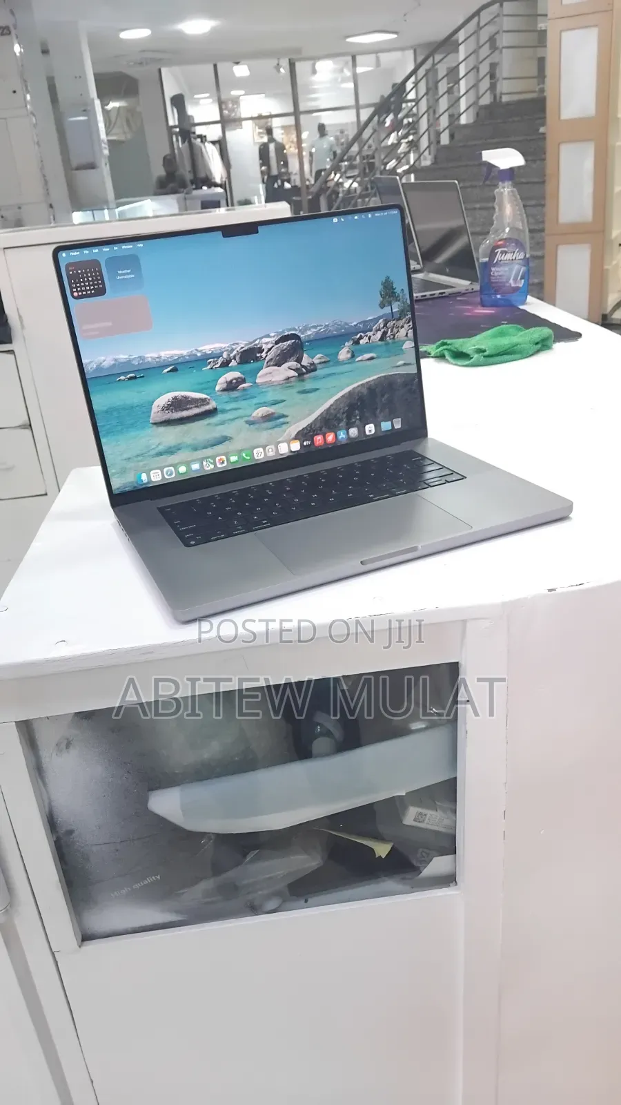 New Laptop Apple MacBook Pro 2021 M1 32GB Apple M1 Pro SSD 1T