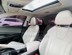 Hyundai Avante 2021 Gray