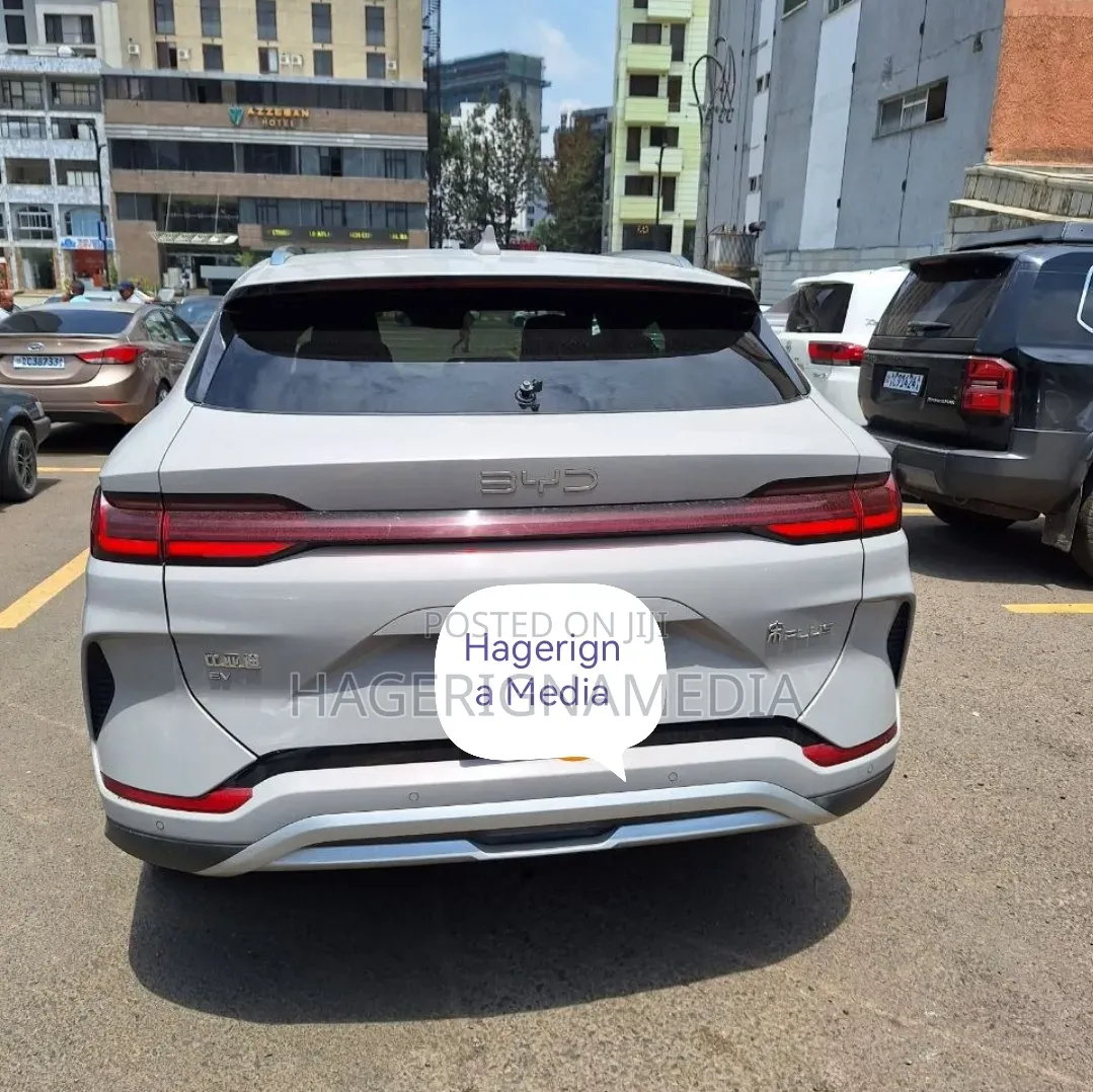 BYD Song Plus 2025 Ivory
