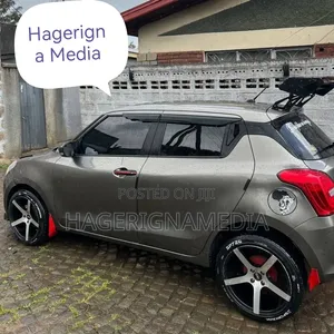Suzuki Swift 2022 Gray