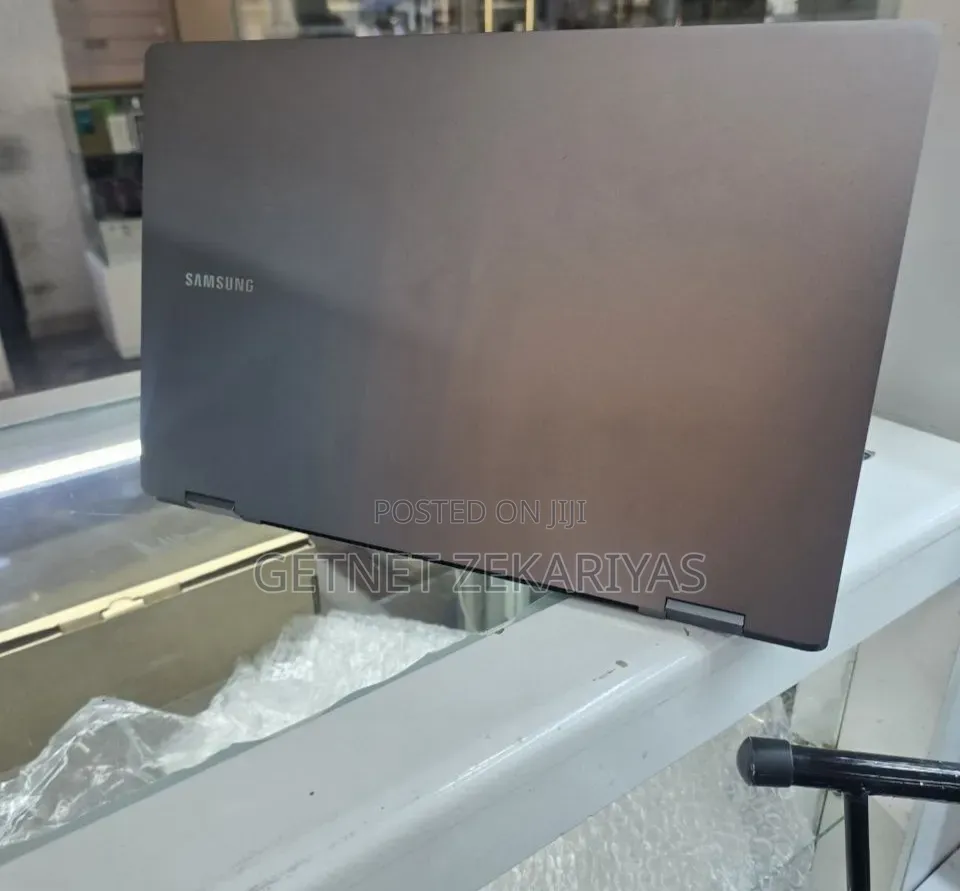 New Laptop Samsung NP-X360 16GB Intel Core Ultra 7 SSD 512GB