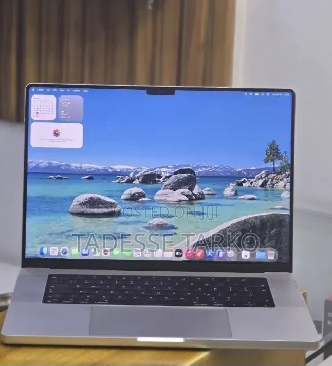 New Laptop Apple MacBook Pro 2021 M1 32GB Apple M1 Pro SSD 512GB