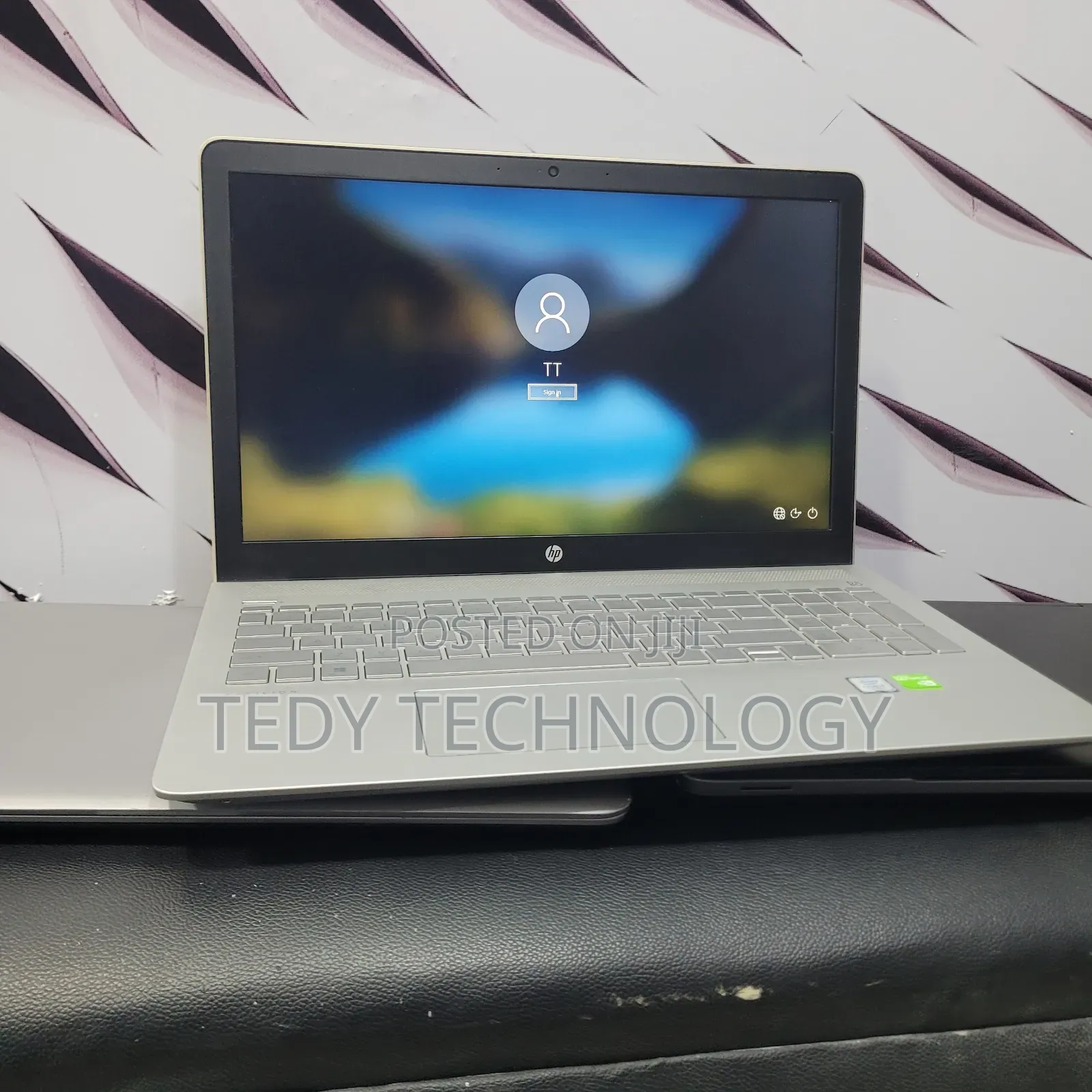 New Laptop HP Pavilion 15 8GB Intel Core i5 SSD 512GB