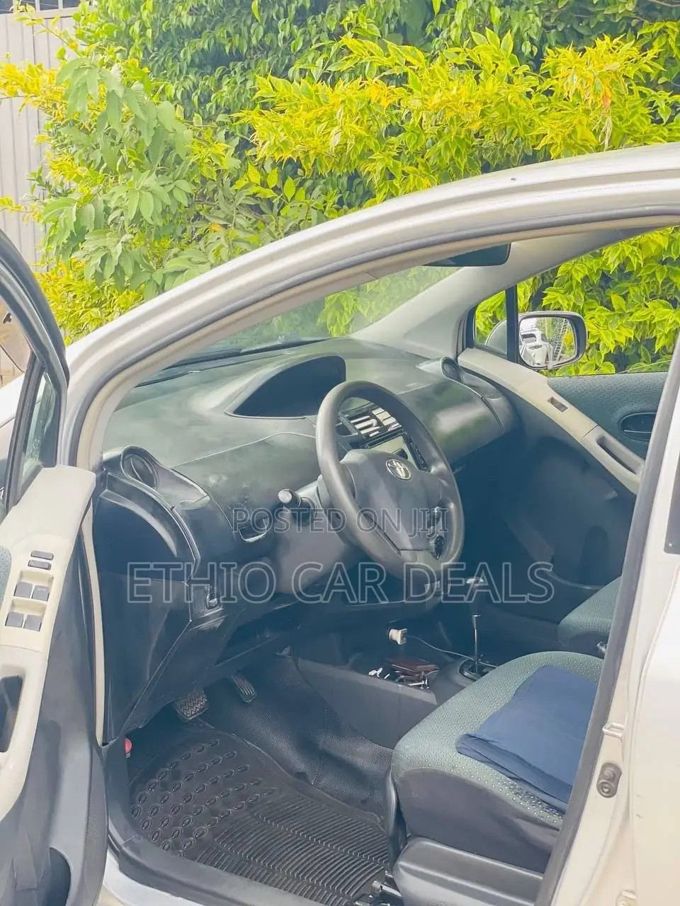 Toyota Yaris 2007 Silver