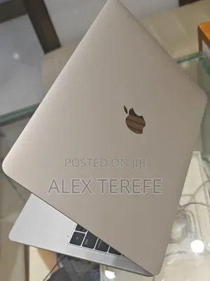 New Laptop Apple MacBook Air 2019 8GB Intel Core i5 SSD 256GB