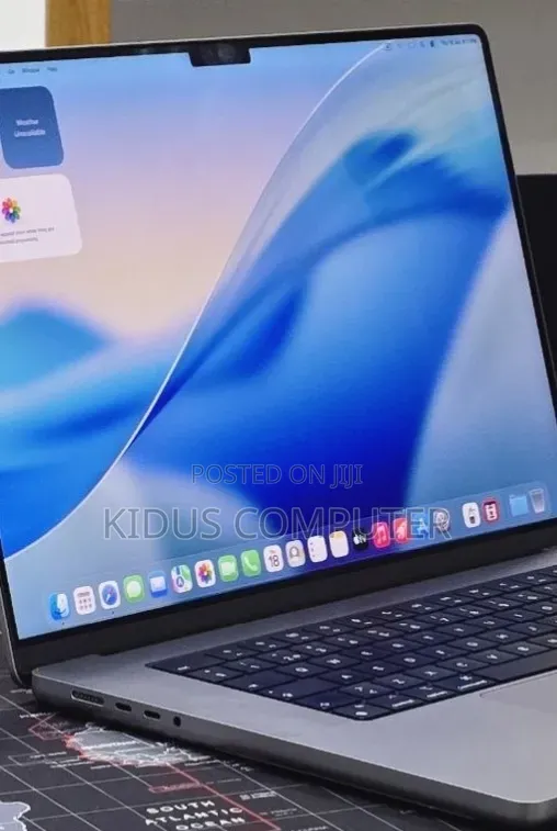 New Laptop Apple MacBook Pro 2021 M1 Max 64GB Apple M1 SSD 1T