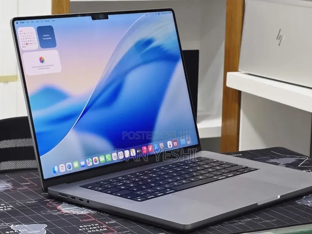New Laptop Apple MacBook Pro 2021 M1 64GB Apple M1 Max SSD 1T