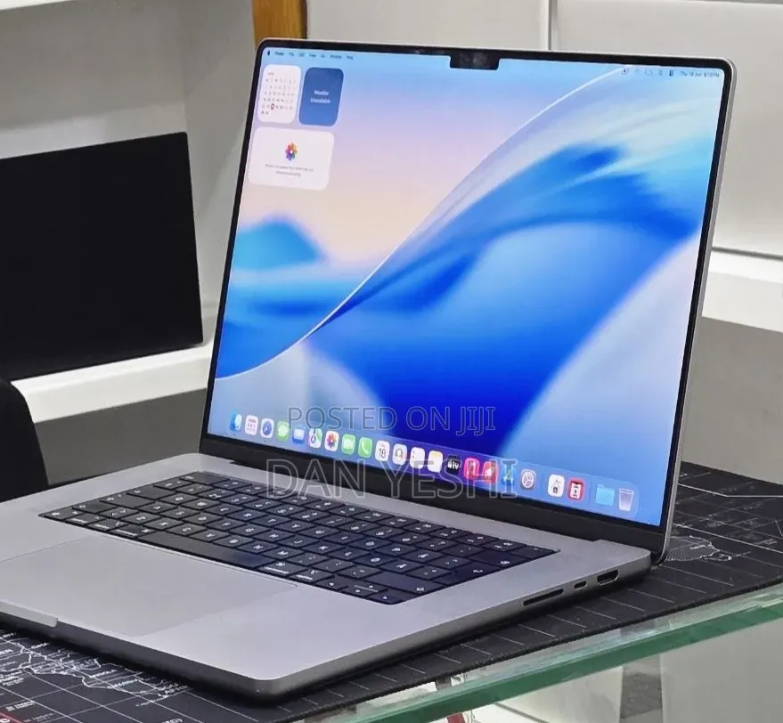 New Laptop Apple MacBook Pro 2021 M1 64GB Apple M1 Max SSD 1T