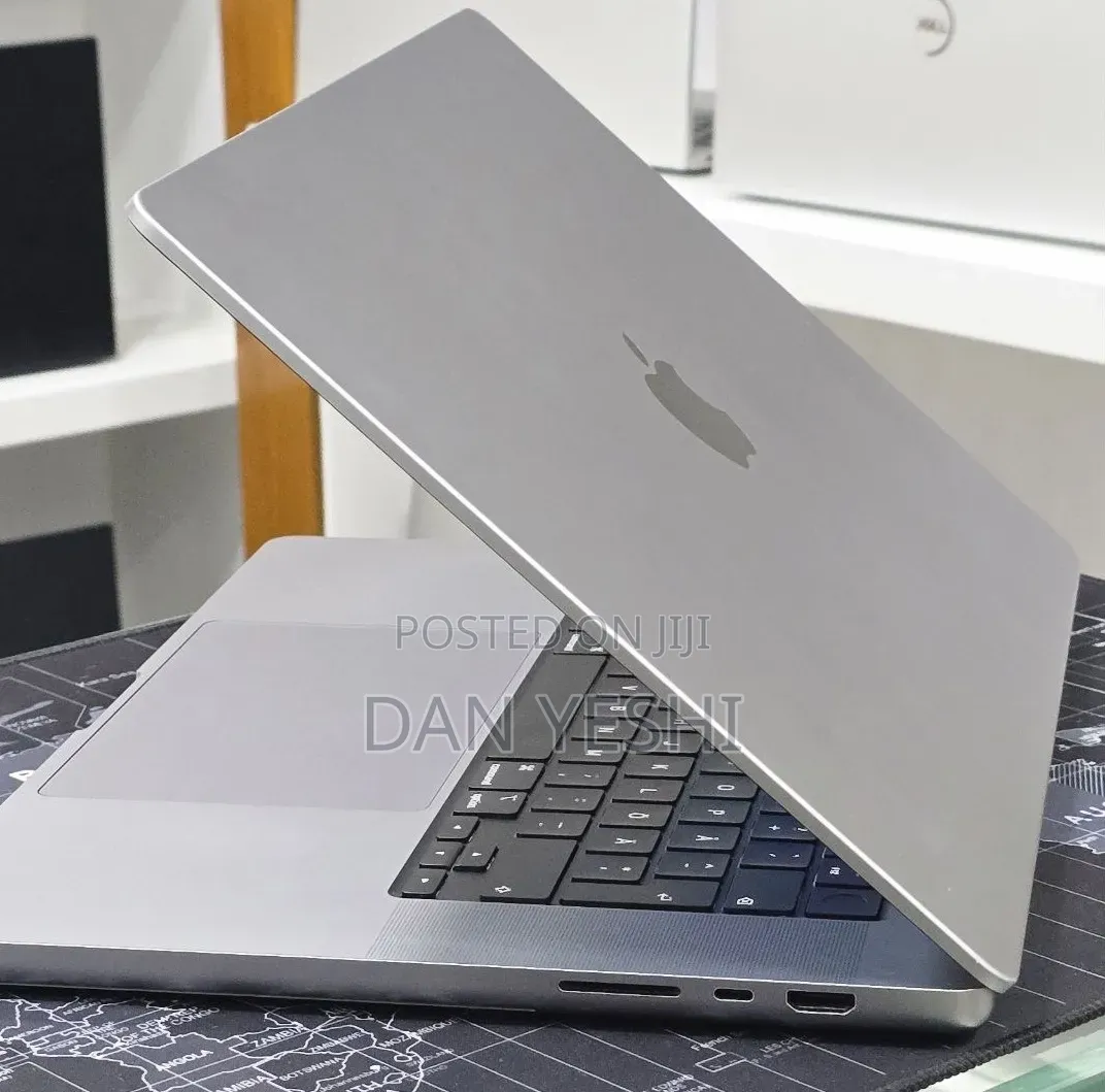 New Laptop Apple MacBook Pro 2021 M1 64GB Apple M1 Max SSD 1T