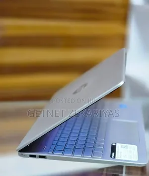 New Laptop HP Stream Notebook 8GB Intel Core i3 SSD 256GB