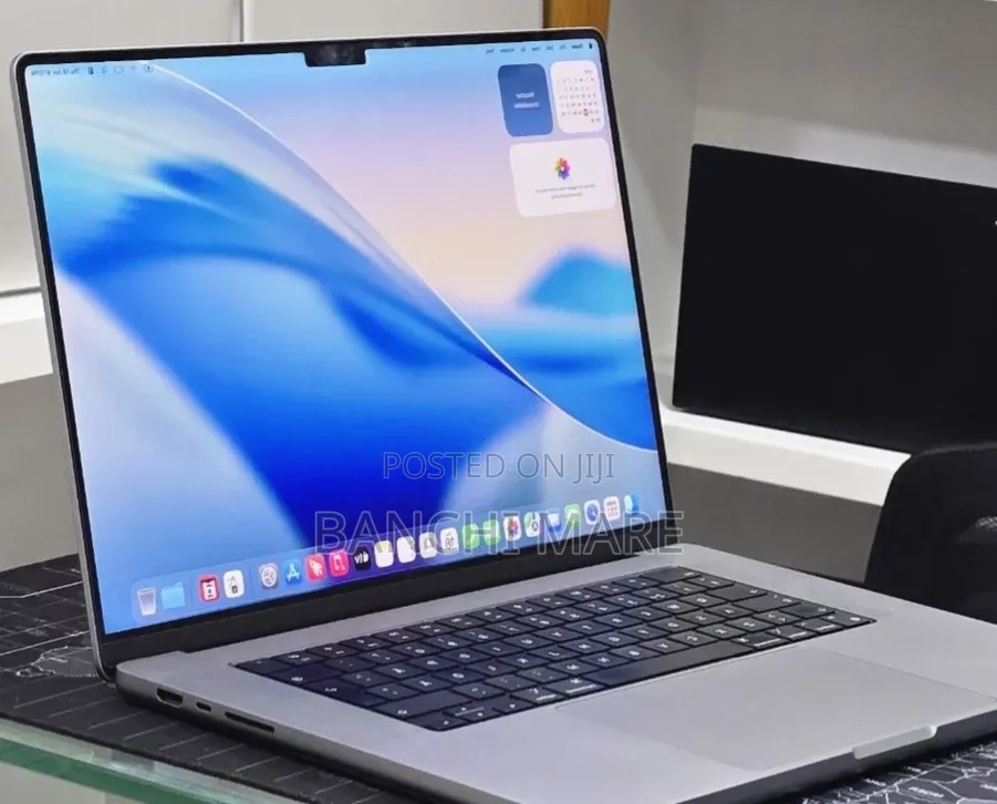 New Laptop Apple MacBook Pro 2021 M1 Max 64GB Apple M1 Max SSD 1T