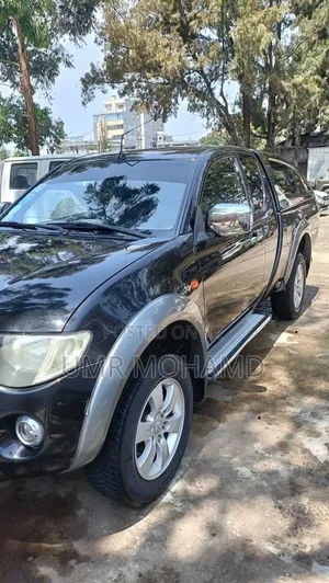 Mitsubishi L200 2009 Black