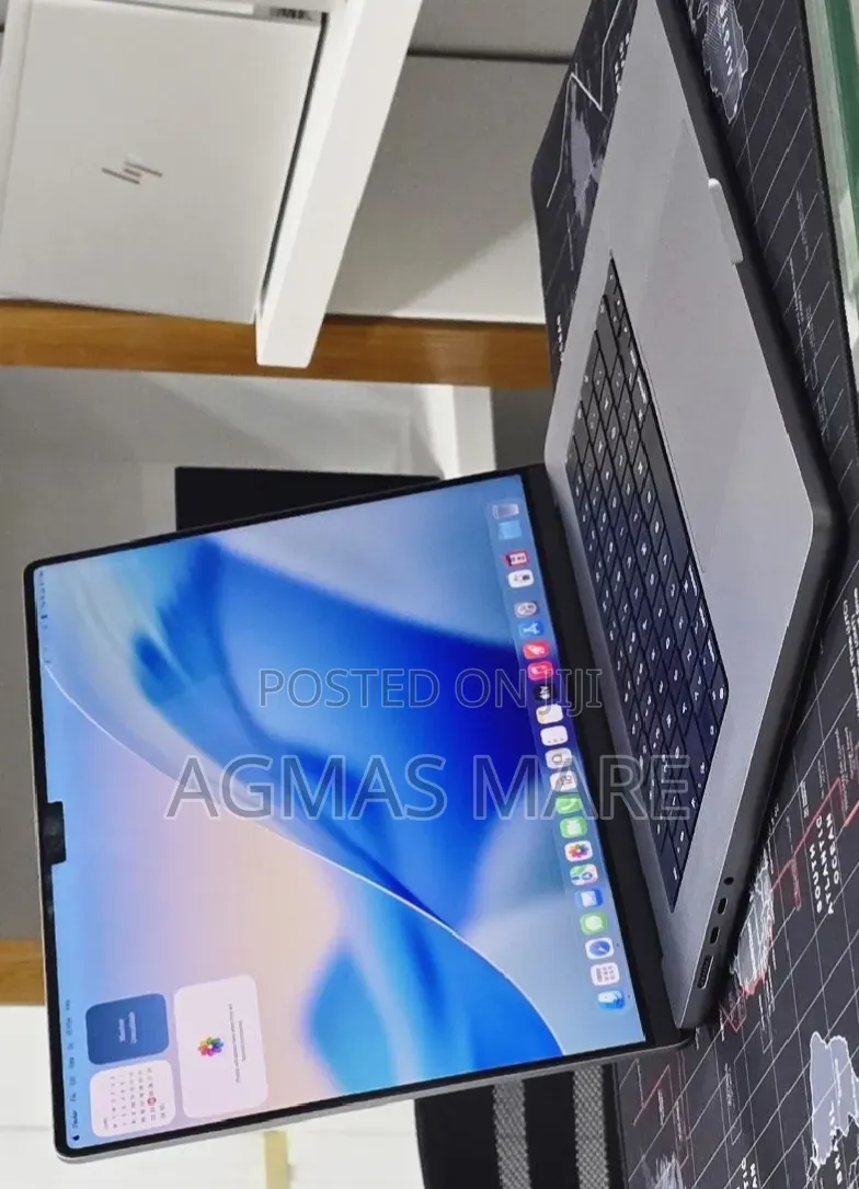 New Laptop Apple MacBook Pro 2021 M1 Max 64GB Apple M1 Max SSD 1T