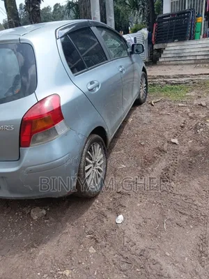 Toyota Yaris 2008 Gray