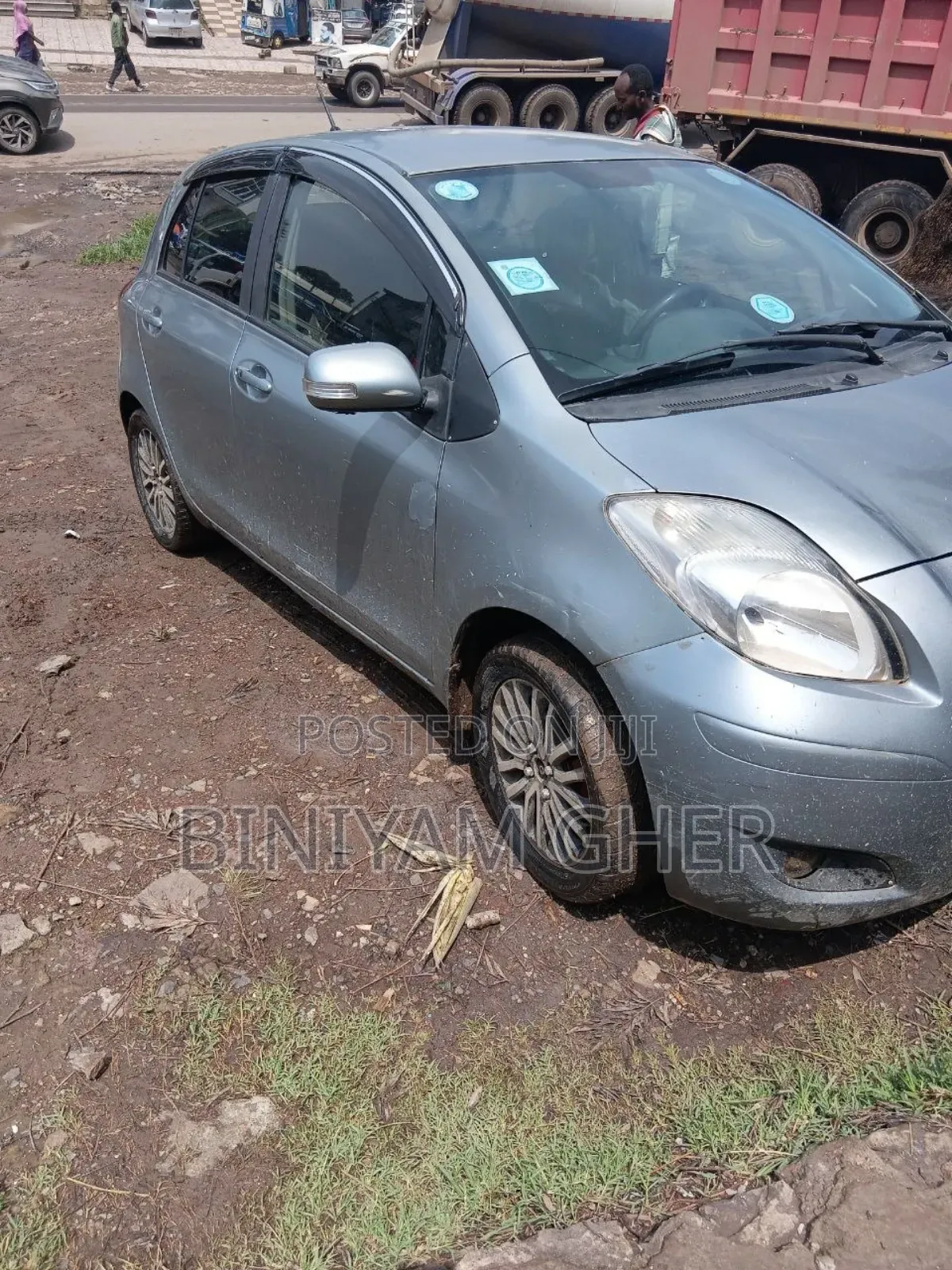 Toyota Yaris 2008 Gray