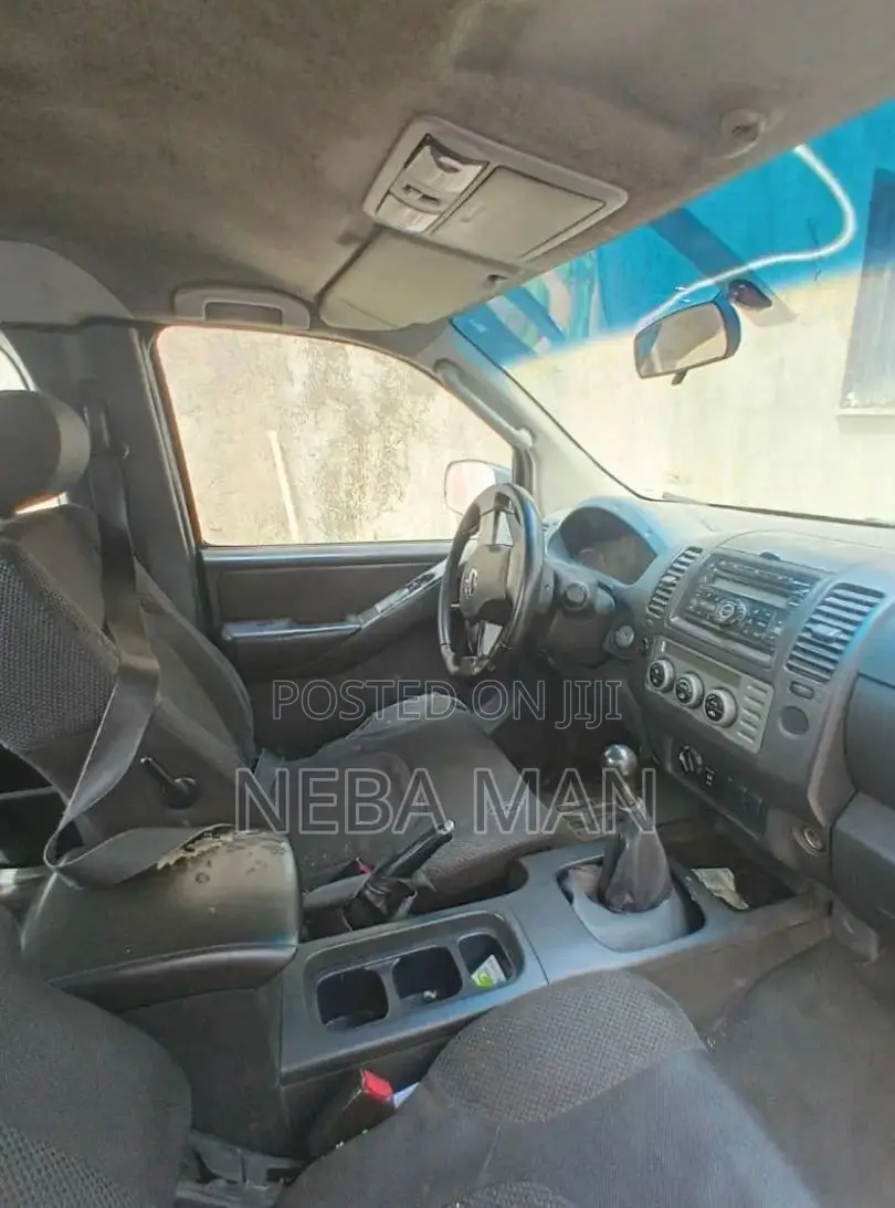 Nissan Navara 2007 Silver