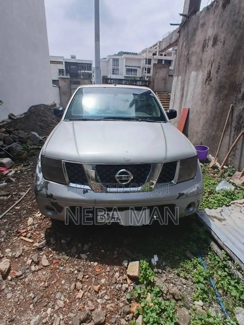Nissan Navara 2007 Silver
