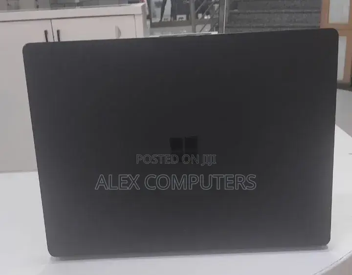 New Laptop Microsoft Surface Laptop 4 16GB Intel Core i7 SSD 512GB