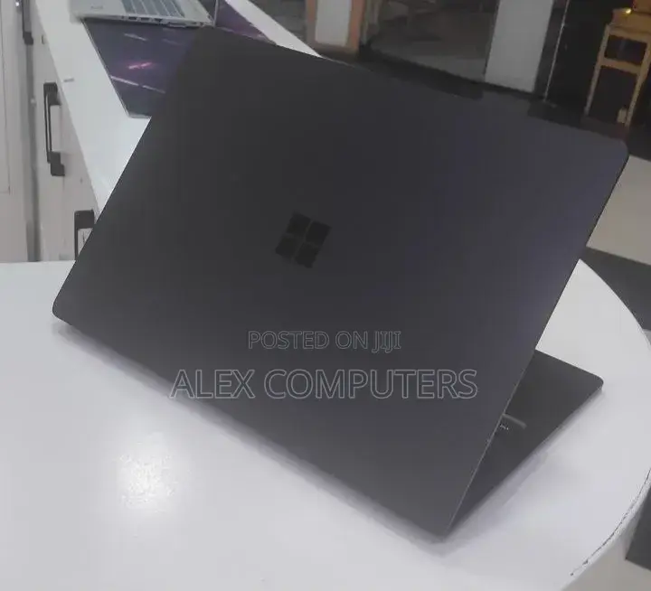 New Laptop Microsoft Surface Laptop 4 16GB Intel Core i7 SSD 512GB