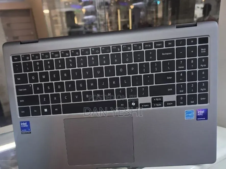 New Laptop Samsung NP-X360 16GB Intel Core Ultra 7 SSD 512GB
