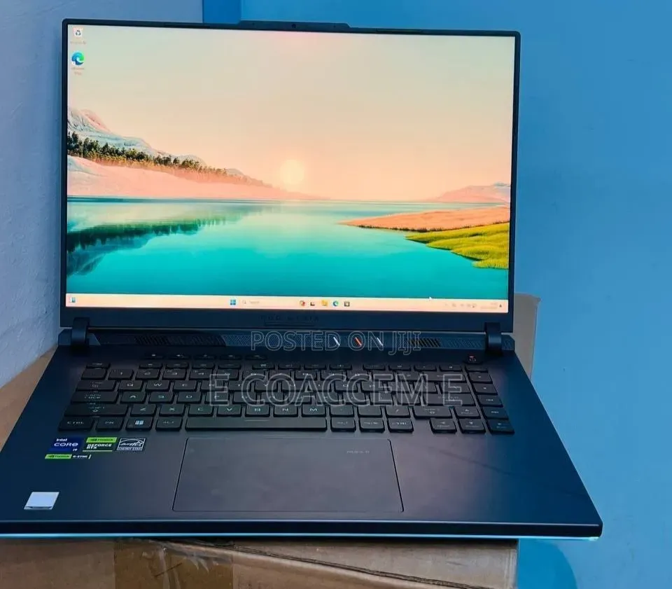 New Laptop Asus 16GB Intel Core i9 SSD 1T
