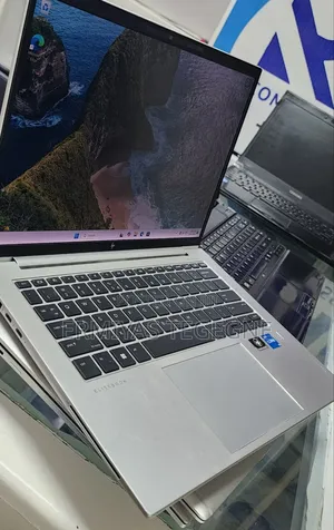 New Laptop HP EliteBook 840 16GB Intel Core i5 SSD 512GB