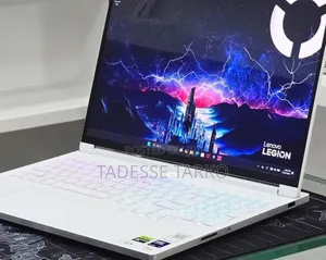New Laptop Lenovo Legion Pro 7 32GB Intel Core Ultra 7 SSD 1T
