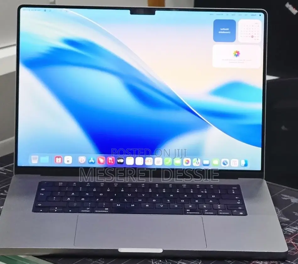 New Laptop Apple MacBook Pro 2021 M1 64GB Apple M1 Pro SSD 1T