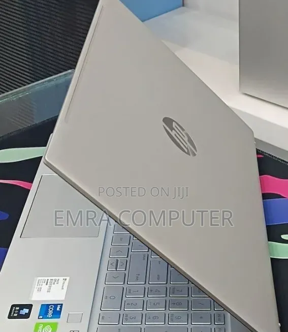 New Laptop HP 16GB Intel Core i5 SSD 512GB