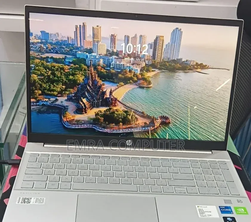 New Laptop HP 16GB Intel Core i5 SSD 512GB