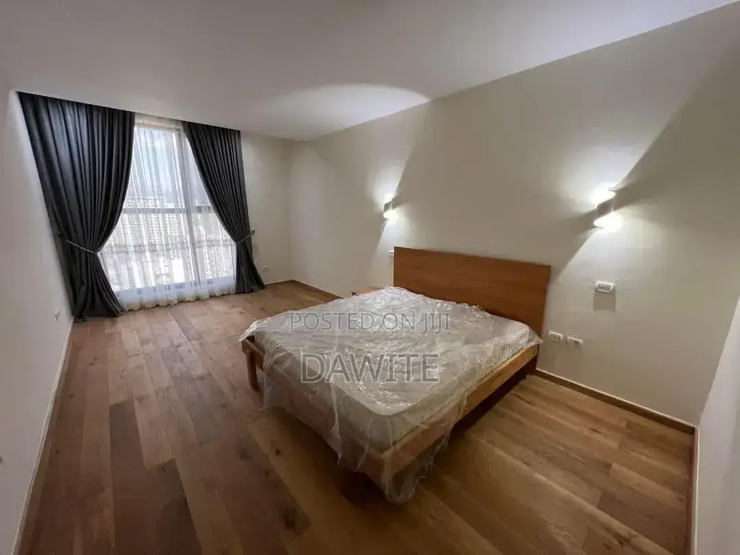 3bdrm Apartment in የግል, Bole for sale